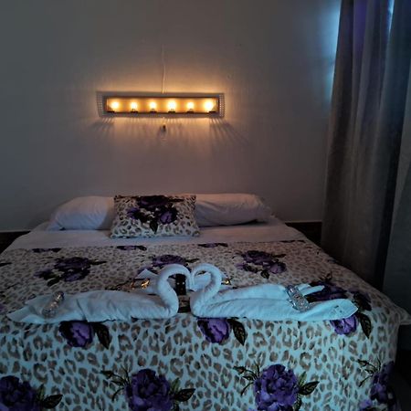 Hotel Kamelot Parque Central 克萨尔特南戈 外观 照片