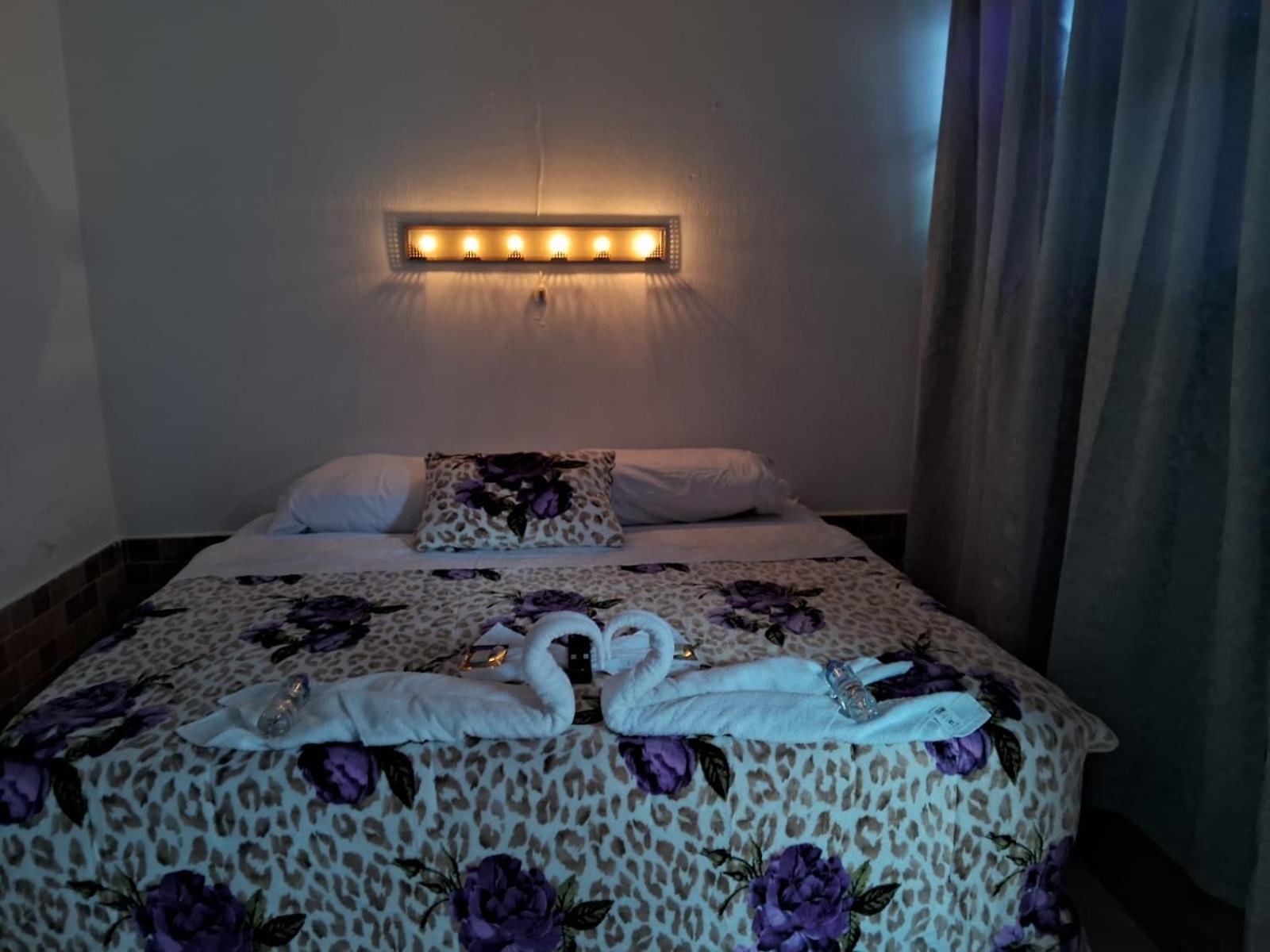 Hotel Kamelot Parque Central 克萨尔特南戈 外观 照片